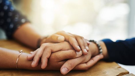 Navigating Grief: How to Cope With The Loss of a Loved One | One Medical