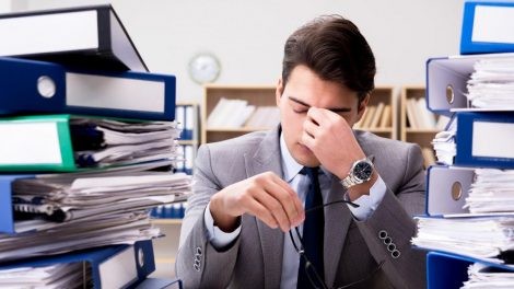 Signs of work-related stress in employees | myhrtoolkit