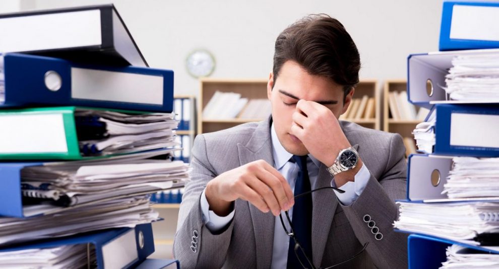 Signs of work-related stress in employees | myhrtoolkit