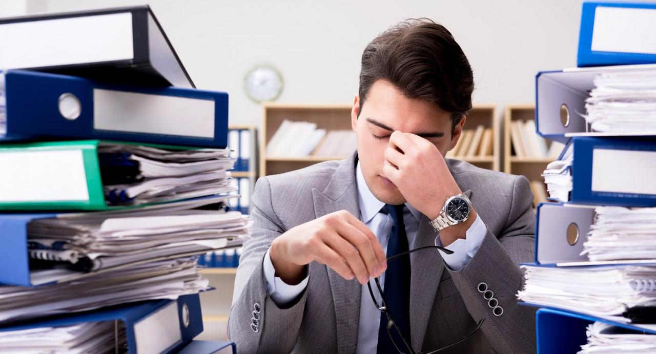 Signs of work-related stress in employees | myhrtoolkit